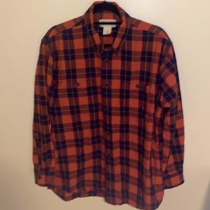 NWOT Duluth Trading Men’s Buttondown Shirt M